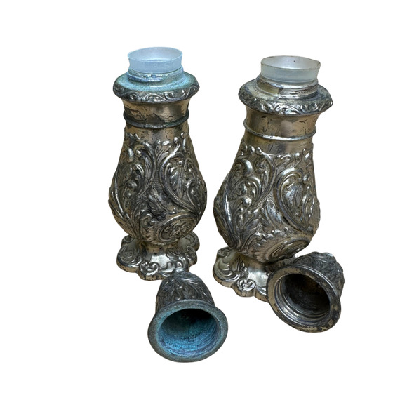 Vintage Silver Plate Rococo Repousse Salt Pepper Shakers Pair Ornate Baroque - Picture 7 of 12